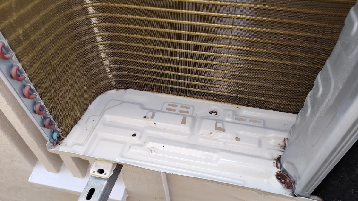 Planned preventative air conditioning maintenance by Airsense