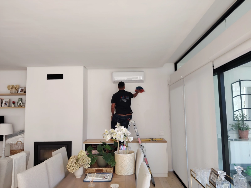 Mid-wall split indoor unit mounting and drilling